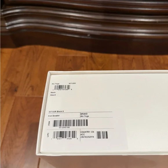 Alo Yoga Velocity Knit Black Sneakers - Picture 8 of 8